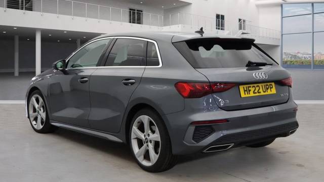 2022 Audi A3 Sportback 1.5 S line 35 TFSI  150 PS S tronic