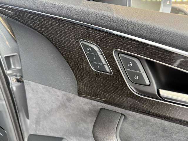 2026 Audi Q7 AUDI Q7 SUV Black Edition TDI quattro 231 PS tiptronic