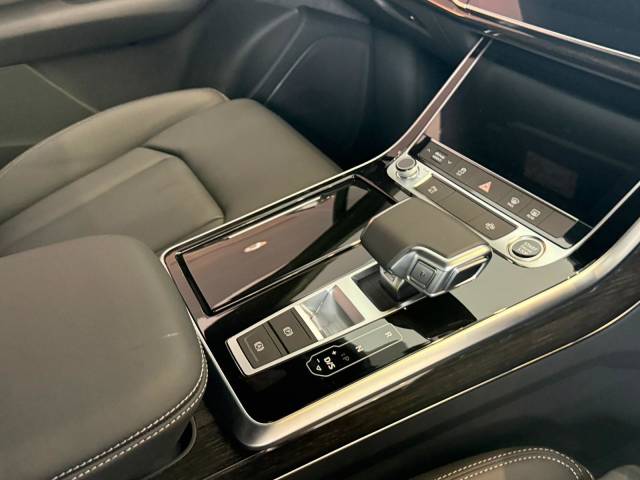 2026 Audi Q7 AUDI Q7 SUV Black Edition TDI quattro 231 PS tiptronic