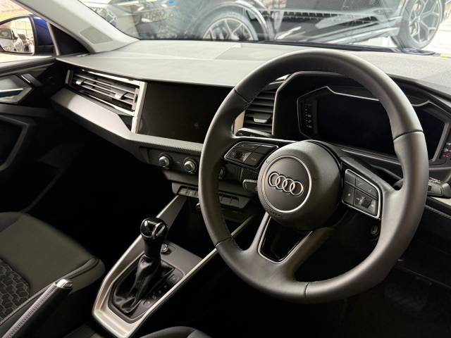 2026 Audi A1 Sportback AUDI A1 Sportback Sport 30 TFSI 116 PS S tronic