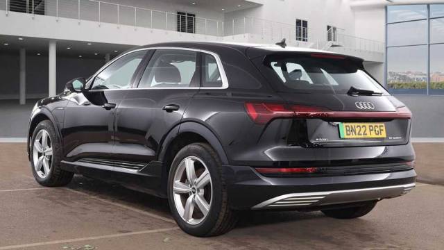 2022 Audi E-tron Technik 50 quattro 230,00 kW