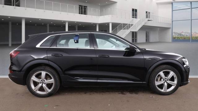 2022 Audi E-tron Technik 50 quattro 230,00 kW