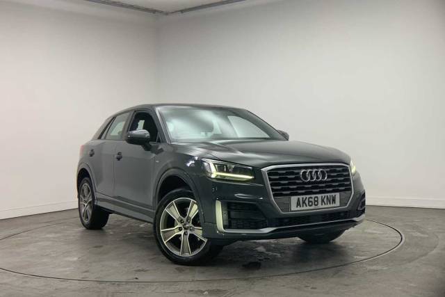 Audi Q2 S line 35 TFSI  150 PS S tronic 4x4 vehicle Petrol Nano Grey Metallic
