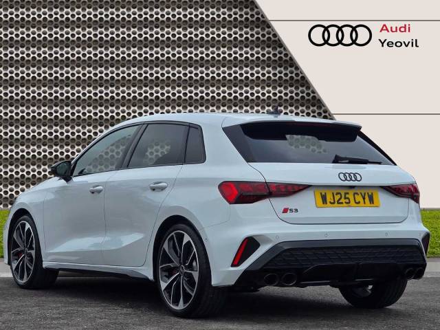 2025 Audi S3 Sportback 2.0 Black Edition TFSI  333 PS S tronic