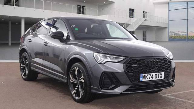 Audi Q3 Sportback 2.0 Black Edition 45 TFSI quattro 245 PS S tronic 4x4 vehicle Petrol Daytona Grey Pearl Effect