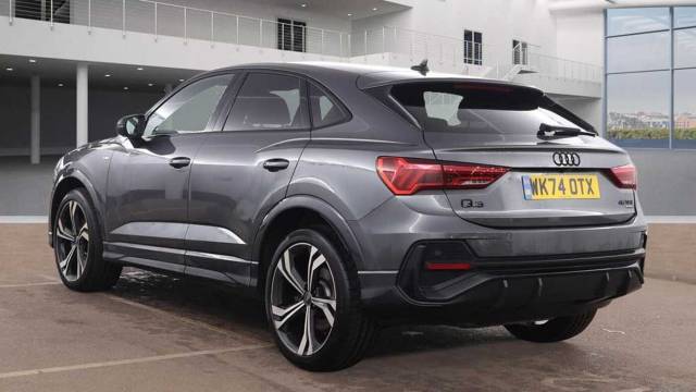 2024 Audi Q3 Sportback 2.0 Black Edition 45 TFSI quattro 245 PS S tronic