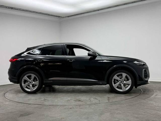 2025 Audi Q5 Sportback 2.0 S line TFSI quattro 204 PS S tronic