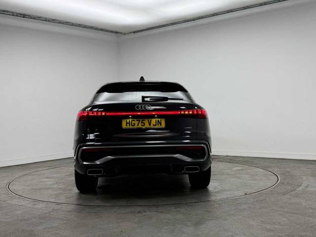 2025 Audi Q5 Sportback 2.0 S line TFSI quattro 204 PS S tronic