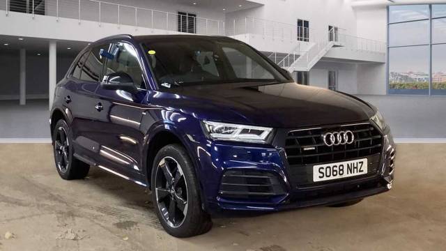 Audi Q5 2.0 Black Edition 40 TDI quattro 190 PS S tronic 4x4 vehicle Diesel Navarra Blue Metallic