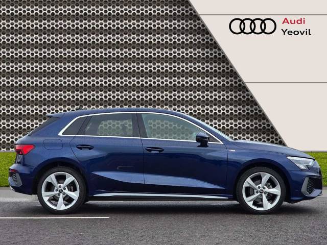 2022 Audi A3 Sportback 1.5 S line 35 TFSI  150 PS S tronic