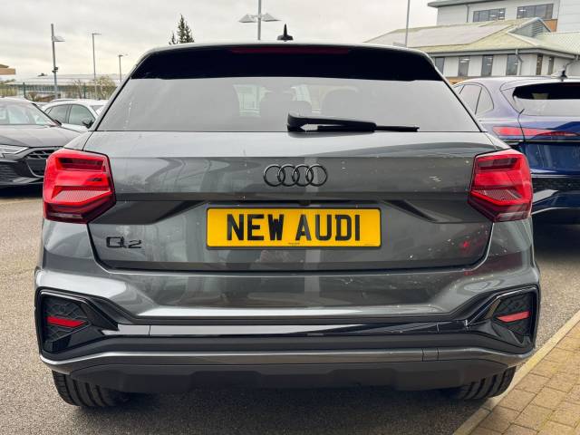 2026 Audi Q2 1.5 AUDI Q2 Black Edition 35 TFSI 150 PS S tronic