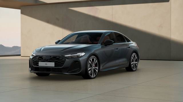 Audi S5 Saloon AUDI S5 Saloon Black Edition TFSI 367 PS S tronic Saloon Petrol Daytona grey, pearl effect