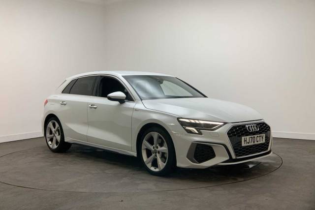 Audi A3 Sportback 1.5 S line 35 TFSI  150 PS S tronic Hatchback Petrol Glacier White Metallic