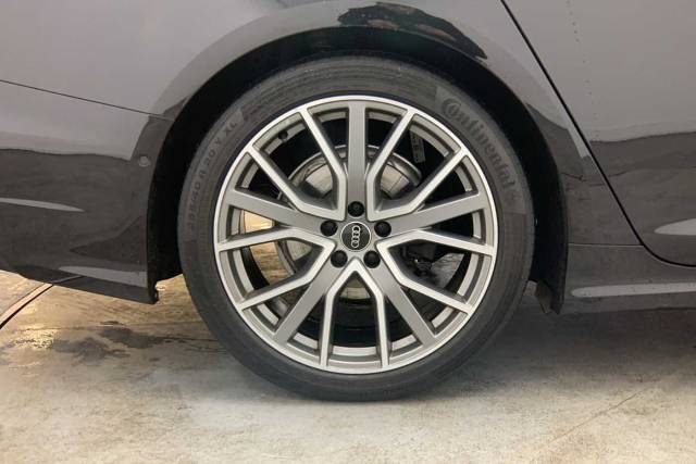 2023 Audi A6 Saloon 2.0 Black Edition 40 TDI quattro 204 PS S tronic