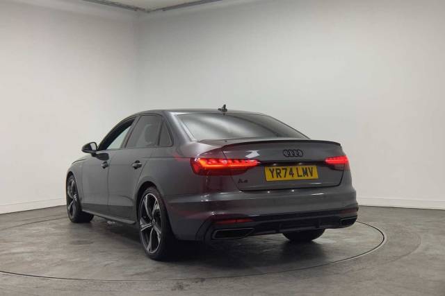 2024 Audi A4 Saloon 2.0 Black Edition 40 TFSI  204 PS S tronic