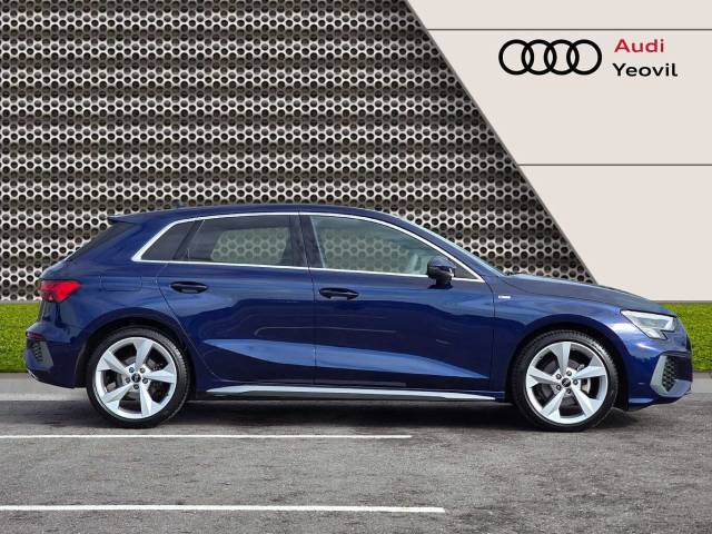 2024 Audi A3 1.5 Sportback S line 35 TFSI  150 PS S tronic