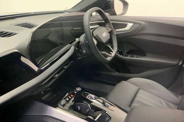 2025 Audi A5 Avant 2.0 S line TFSI  150 PS S tronic