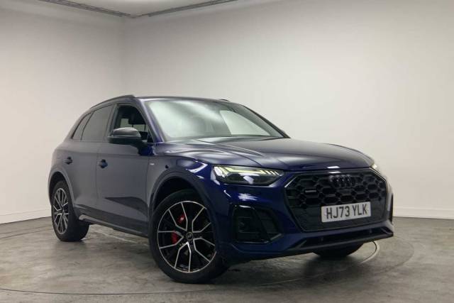 Audi Q5 2.0 Edition 1 40 TDI quattro 204 PS S tronic 4x4 vehicle Diesel Navarra blue, metallic