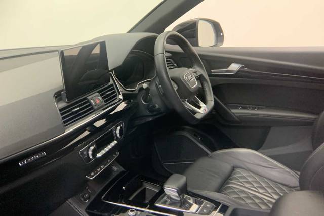 2023 Audi Q5 2.0 Edition 1 40 TDI quattro 204 PS S tronic
