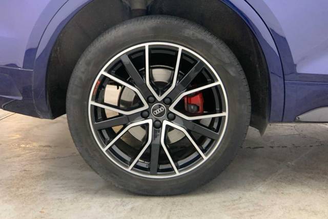 2023 Audi Q5 2.0 Edition 1 40 TDI quattro 204 PS S tronic