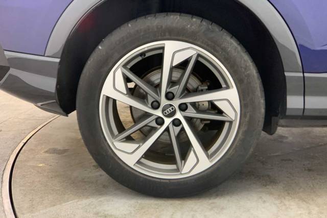 2023 Audi Q3 Sportback TFSI e 1.4 Black Edition 45 TFSI e  245 PS S tronic