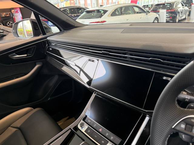 2026 Audi Q7 3.0 AUDI Q7 SUV Black Edition TDI quattro 286 PS tiptronic