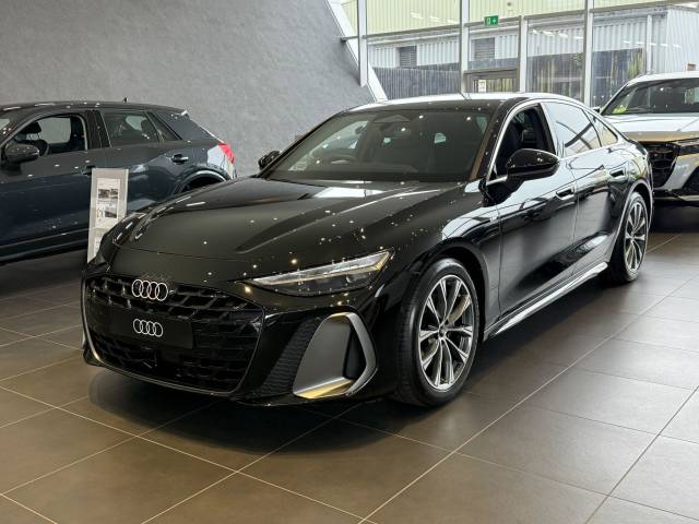 Audi A6 2.0 AUDI A6 Saloon S line TFSI 204 PS S tronic Saloon Petrol Mythos black, metallic