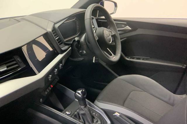 2025 Audi A1 Sportback 1.0 S line 30 TFSI  116 PS S tronic