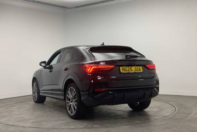 2025 Audi Q3 Sportback 1.5 Black Edition 35 TFSI  150 PS S tronic
