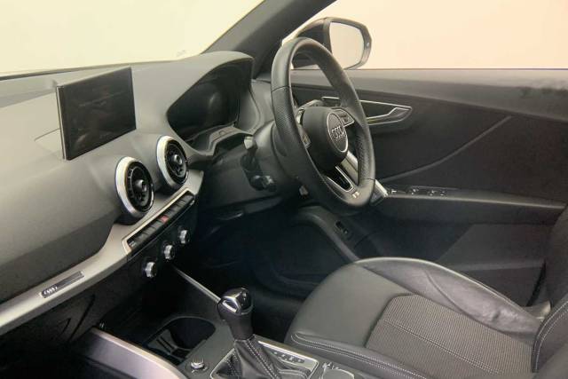 2023 Audi Q2 1.5 S line 35 TFSI  150 PS S tronic