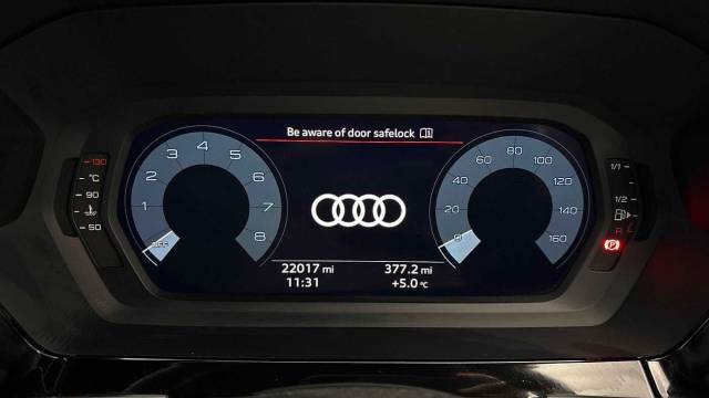 2023 Audi A3 Sportback 1.5 S line 35 TFSI  150 PS 6-speed