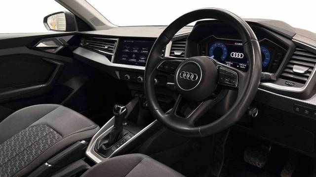 2024 Audi A1 Sportback 1.0 Sport 30 TFSI  110 PS S tronic