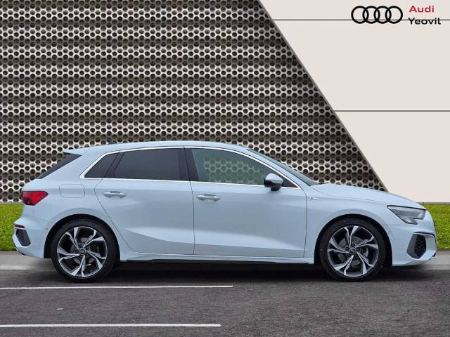 2022 Audi A3 1.5 Sportback S line 35 TFSI  150 PS S tronic