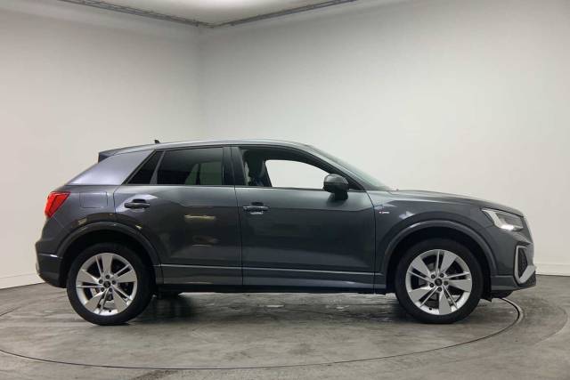 2023 Audi Q2 1.5 S line 35 TFSI  150 PS 6-speed