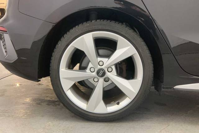 2023 Audi A3 Sportback 1.5 S line 35 TFSI  150 PS S tronic