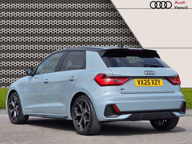 2025 Audi A1 Sportback 1.0 Black Edition 25 TFSI  95 PS S tronic