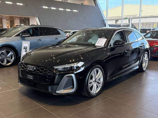 Audi Q5 AUDI Q5 SUV Black Edition TDI quattro 204 PS S tronic SUV Diesel Mythos black, metallic