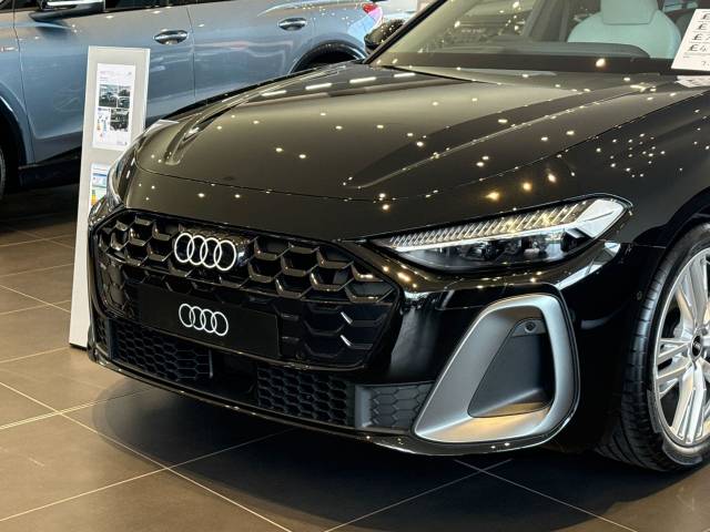 2026 Audi Q5 AUDI Q5 SUV Black Edition TDI quattro 204 PS S tronic