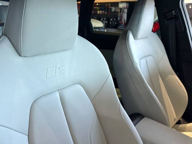 2026 Audi Q5 AUDI Q5 SUV Black Edition TDI quattro 204 PS S tronic