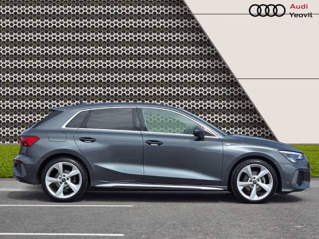 2023 Audi A3 Sportback 1.5 S line 35 TFSI  150 PS 6-speed