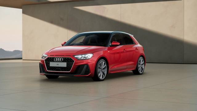 Audi A1 Sportback AUDI A1 Sportback S line 30 TFSI 116 PS S tronic Sportback Petrol Progressive red, metallic Myth