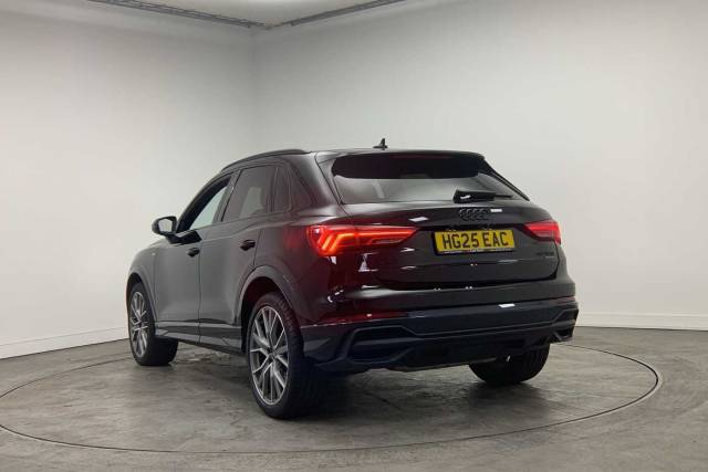 2025 Audi Q3 2.0 Black Edition 40 TFSI quattro 190 PS S tronic