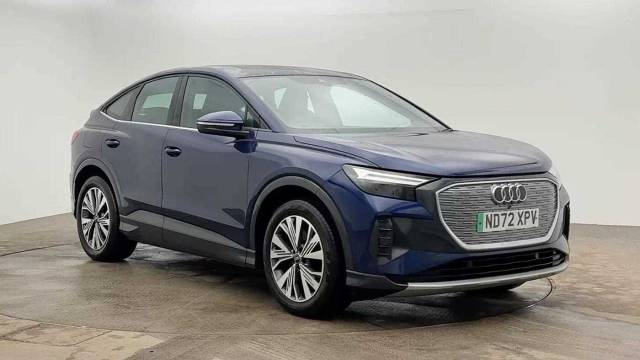 Audi Q4 Sportback e-tron Q4 Sportback Sport 40 e-tron  150,00 kW 4x4 vehicle Electric Navarra blue, metallic
