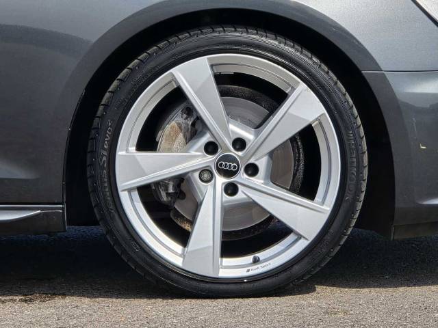 2024 Audi A4 Avant 2.0 Avant S line 40 TFSI  204 PS S tronic