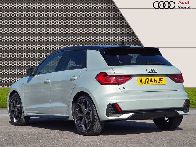 2024 Audi A1 Sportback 1.0 Black Edition 30 TFSI  110 PS 6-speed
