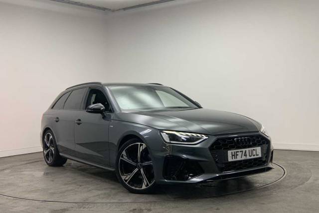 Audi A4 Avant 2.0 Avant Black Edition 35 TFSI  150 PS S tronic Estate Petrol Daytona Grey Pearl Effect