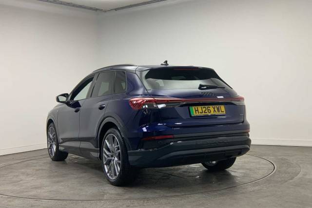 2026 Audi Q4 e-tron Q4  Black Edition 45 e-tron quattro 210,00 kW