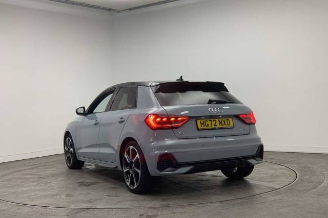2022 Audi A1 Sportback 1.0 Black Edition 25 TFSI  95 PS 5-speed