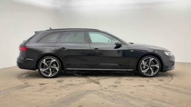 2024 Audi A4 Avant 2.0 Avant Black Edition 40 TFSI  204 PS S tronic