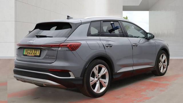 2023 Audi Q4 e-tron Q4  S line 40 e-tron  150,00 kW